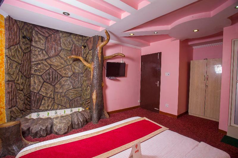 Oyo 161 Ram Janaki Hotel Kathmandu Bagian luar foto