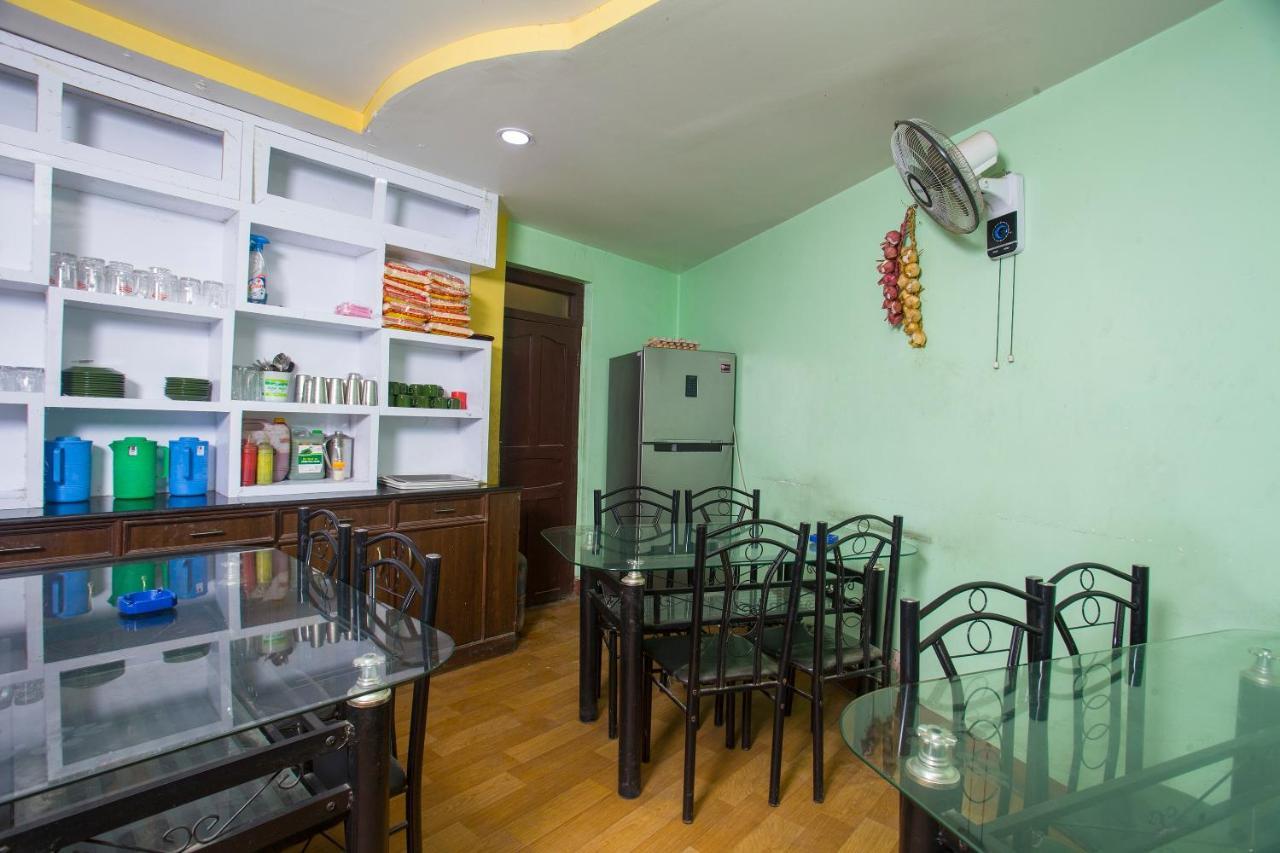 Oyo 161 Ram Janaki Hotel Kathmandu Bagian luar foto